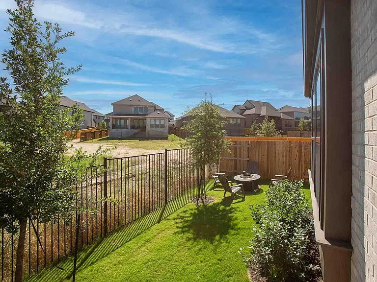 220 Basket Flower Loop — Photo 36