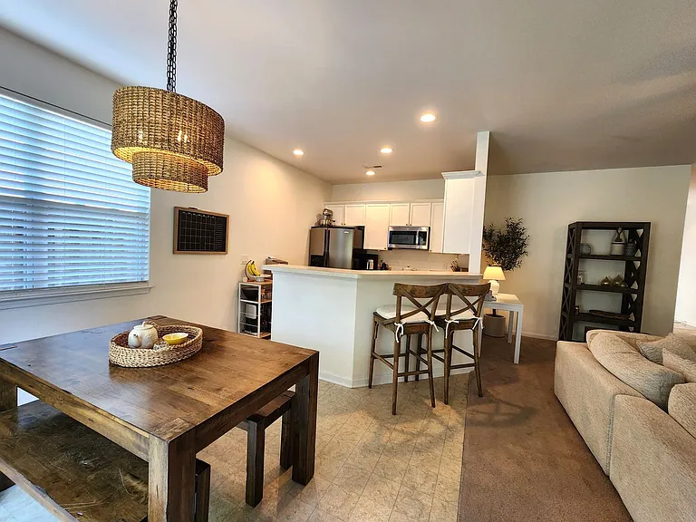 212 Sand Pebble Dr SE — Photo 11