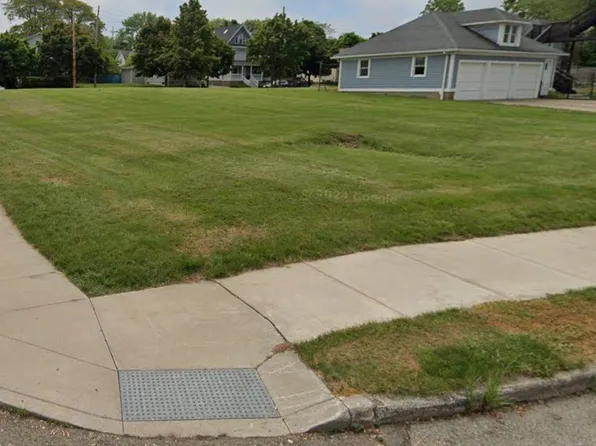 Sassafras St, Erie, PA 16507