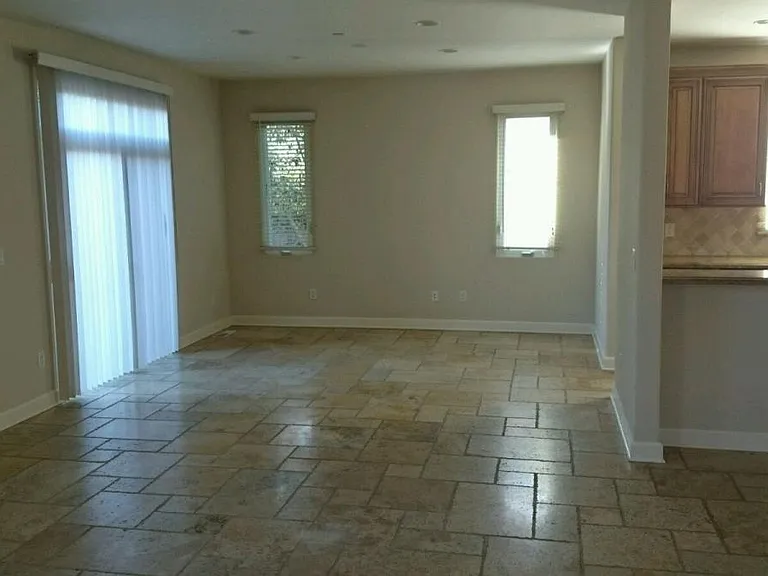 423 Dela Rosa Ave — Photo 5