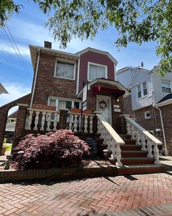 2nd image of 239 Beach 134 St #134