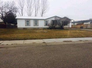 420 Quigg Ave, Shelley, ID 83274