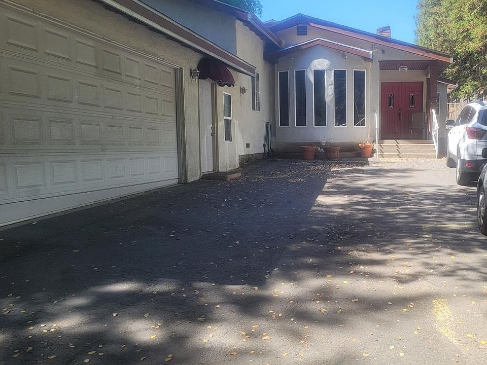 1st image of 8879 Sunset Ave