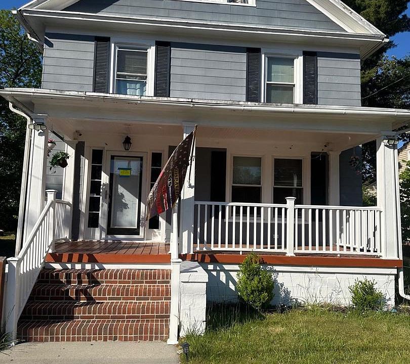 2nd image of 207 W Philadelphia Ave