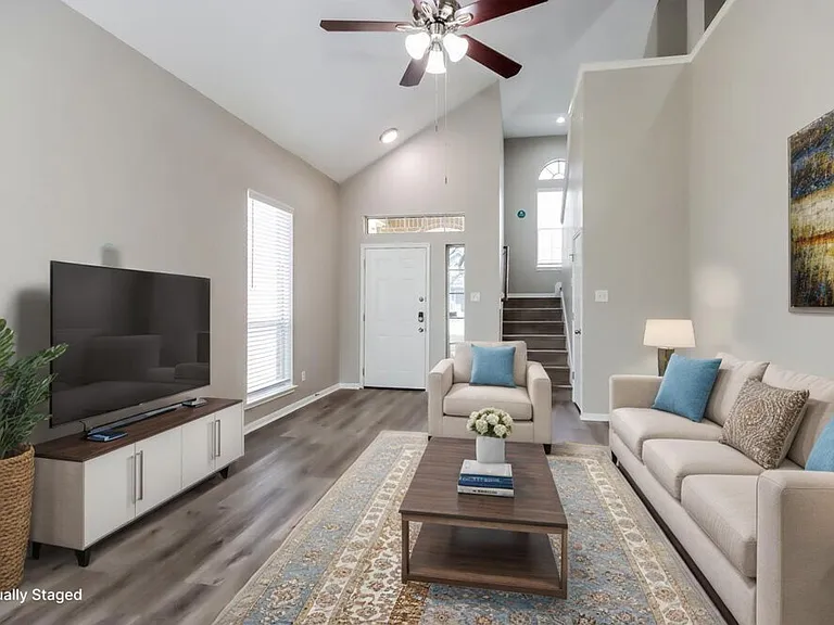 2802 Fox Mountain Dr — Photo 5