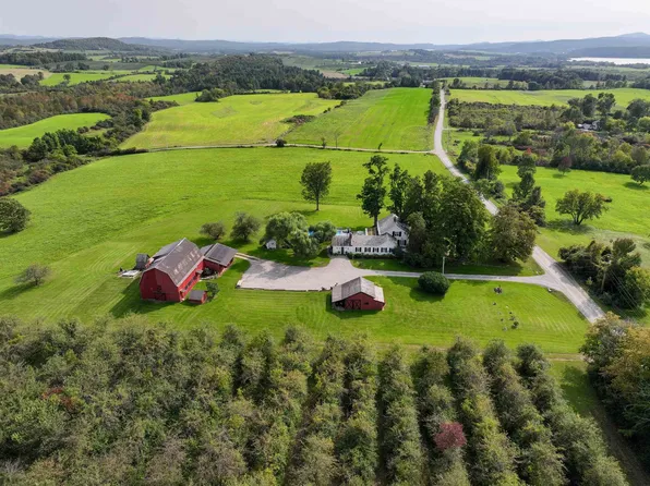 1102 Smith Street, Shoreham, VT 05770