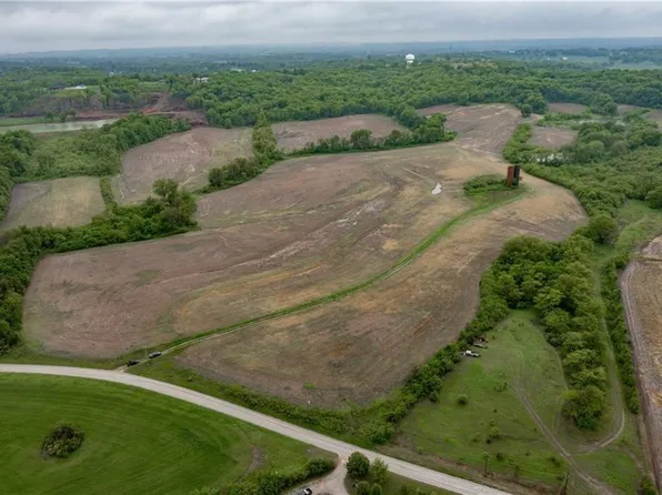 N Garner Rd, Richmond, MO 64085