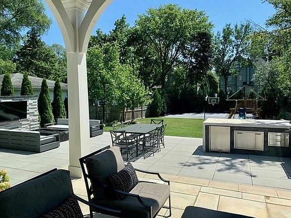 Resort-like Backyard