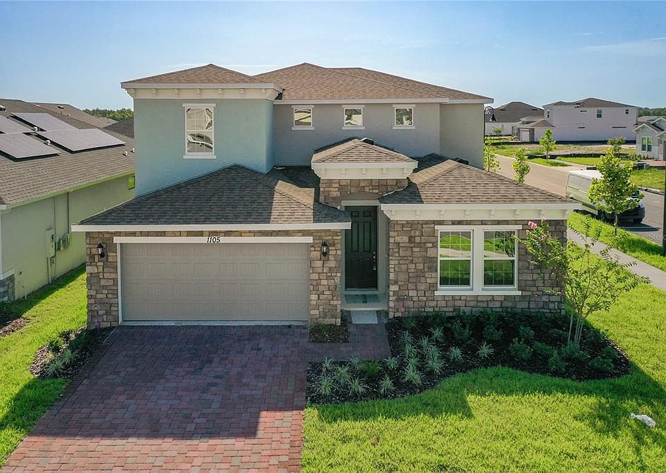 1st image of 1105 Fox Hedge Ln