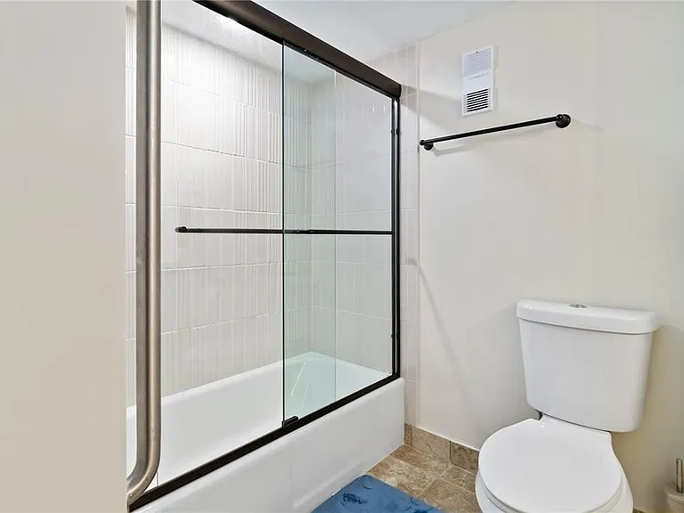 1500 Park Beach Cir #2F — Photo 22