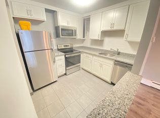 24 Whites Ave APT 36, Watertown, MA 02472