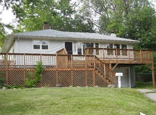 4550 E Lakewood Ave, Decatur, IL 62526