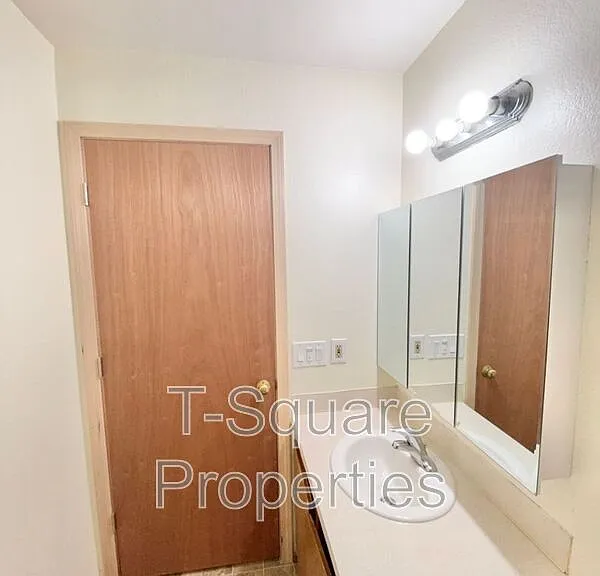9719 Holly Dr #107 — Photo 4
