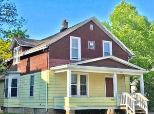 826 John Ave, Oshkosh, WI 54901