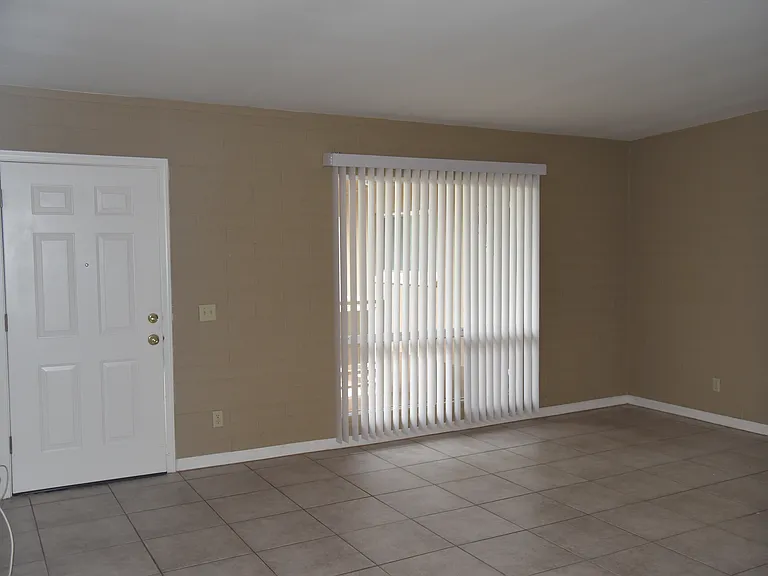 6804 E 2nd St #26 — Photo 4