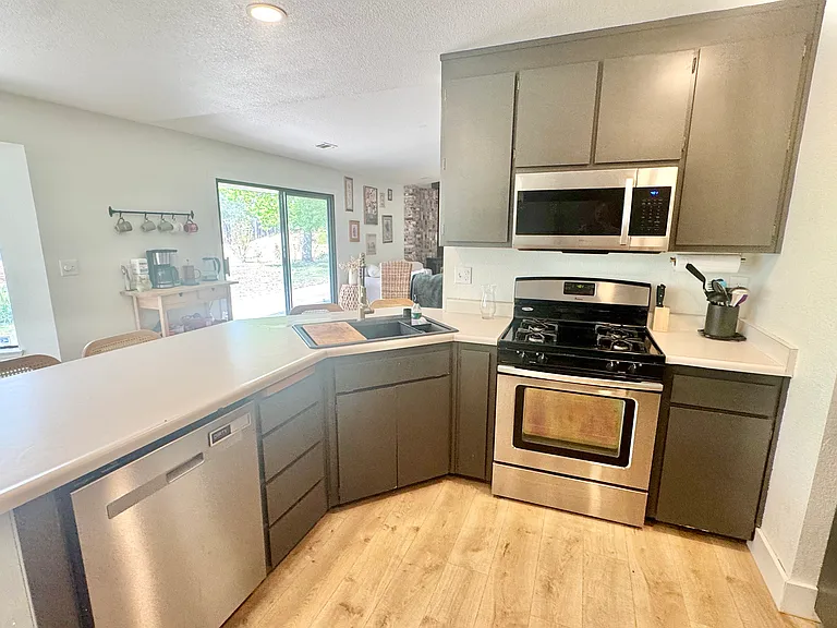 1022 Lema Rd — Photo 9