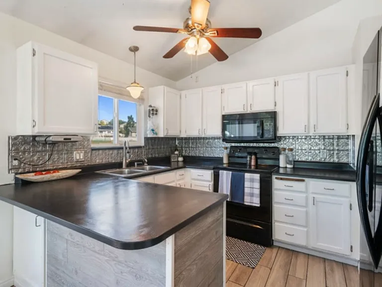 5579 W Deerbrush Cir — Photo 6