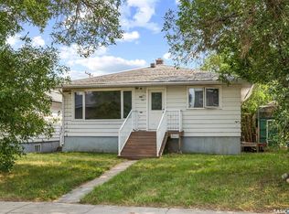 403 17th Ave E, Regina, SK S4N0Y4