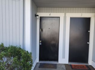 1700 Mission Blvd #4, Santa Rosa, CA 95409