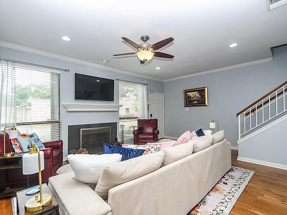 5th image of 1201 McDuffie St Unit 192