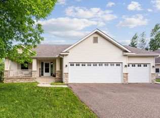 2308 Coldwater Xing, Mayer, MN 55360