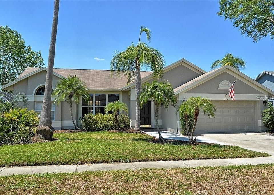 1st image of 12124 Dickenson Ln