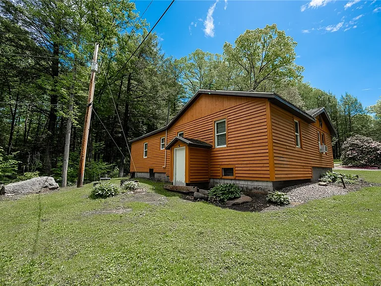 125 Old Mill Rd — Photo 29