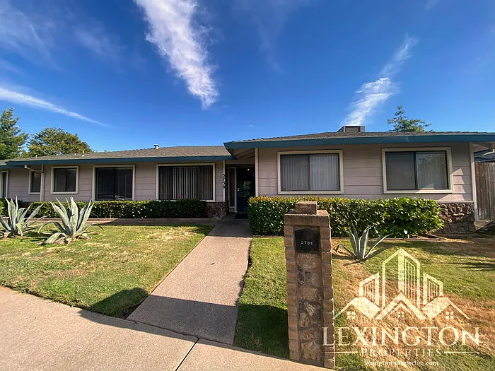 5730 Haskell Ave photo 1
