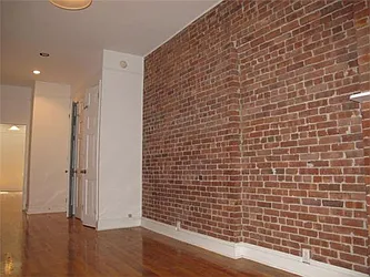 Rented by Metropolis Real Estate of Manhattan