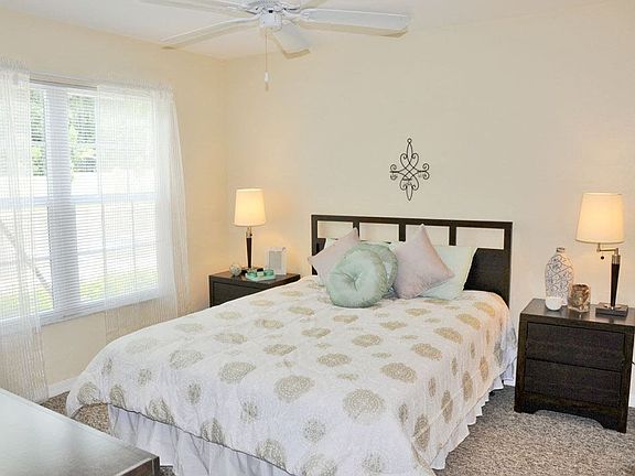 4th image of 10412 Autumn Place Dr #505-103