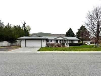 2797 Chicory Dr, West Richland, WA, 99353
