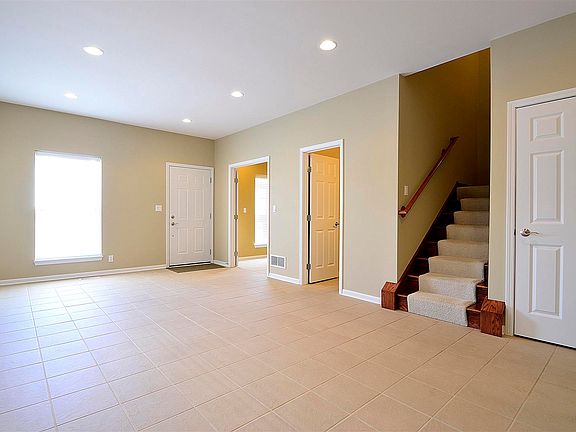 3rd image of N454 Dooley Dr