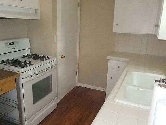 5th image of 2305 Sylvan Ave SE