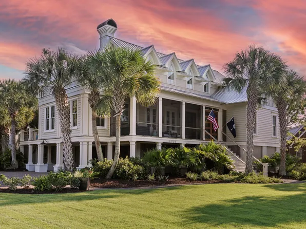 1723 Middle St, Sullivans Island, SC 29482