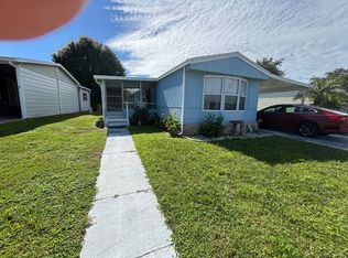 2 E Falcon Crst, Plant City, FL 33565