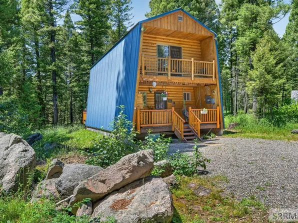 4175 Juniper Dr, Island Park, ID 83429