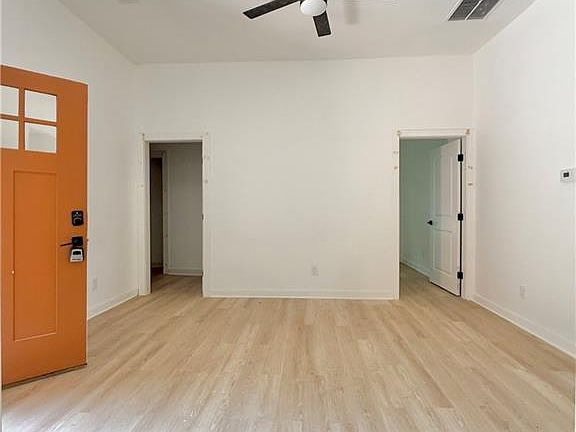 5th image of 808 Center St