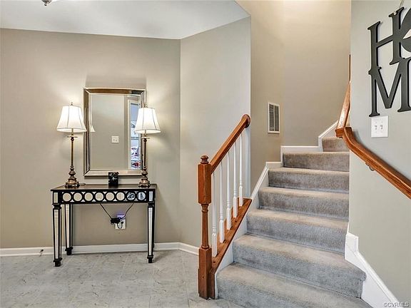 4th image of 3907 Strolling Ln #3907