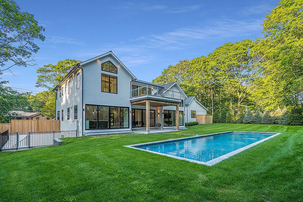 51 Wireless Rd, East Hampton, NY 11937 | Zillow