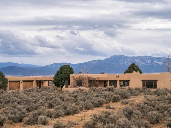 12 Villa Ventosa, El Prado, NM 87529