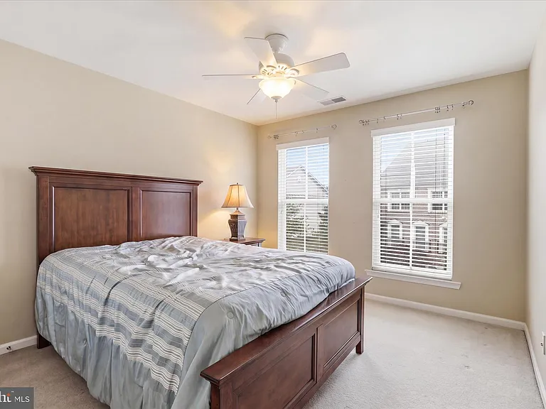 42476 Regal Wood Dr — Photo 31