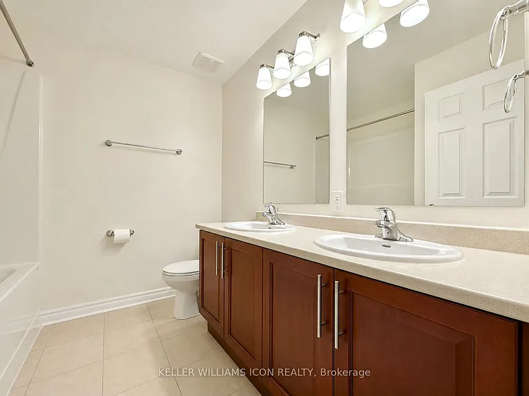 170 Laramie Cres — Photo 22