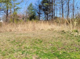 N Andy Griffith Pkwy, Mount Airy, NC 27030