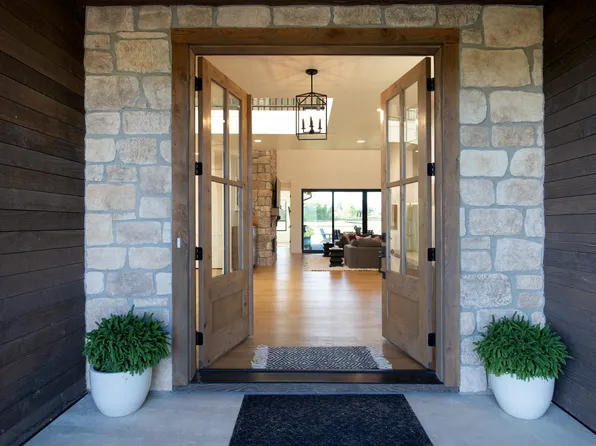 346 Royal Elk Cir, Victor, ID 83455