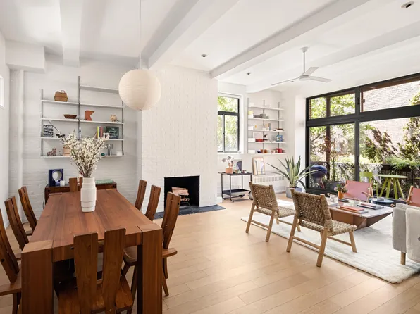 256 West Tenth Street image 1 of 19