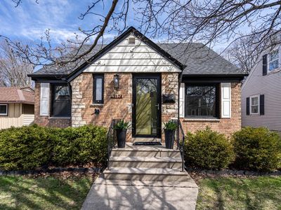 3124 East Crawford AVENUE, St Francis, WI, 53235