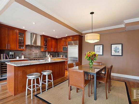2nd image of 3220 Arlington Avenue 8b #8B