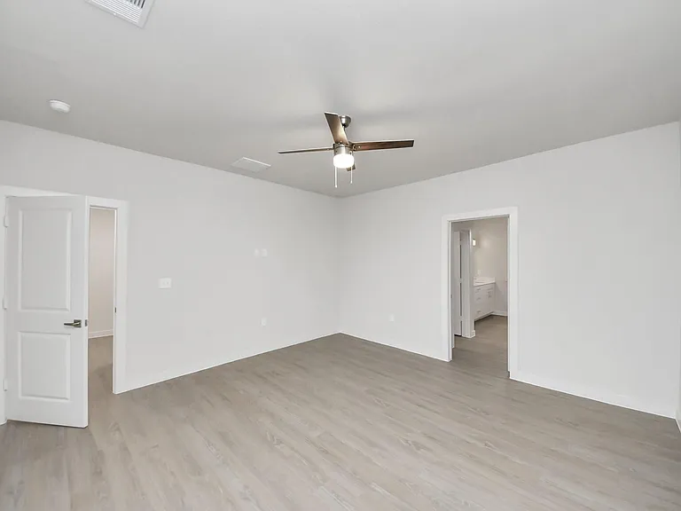 7318 Hadley Meadow Ln — Photo 30