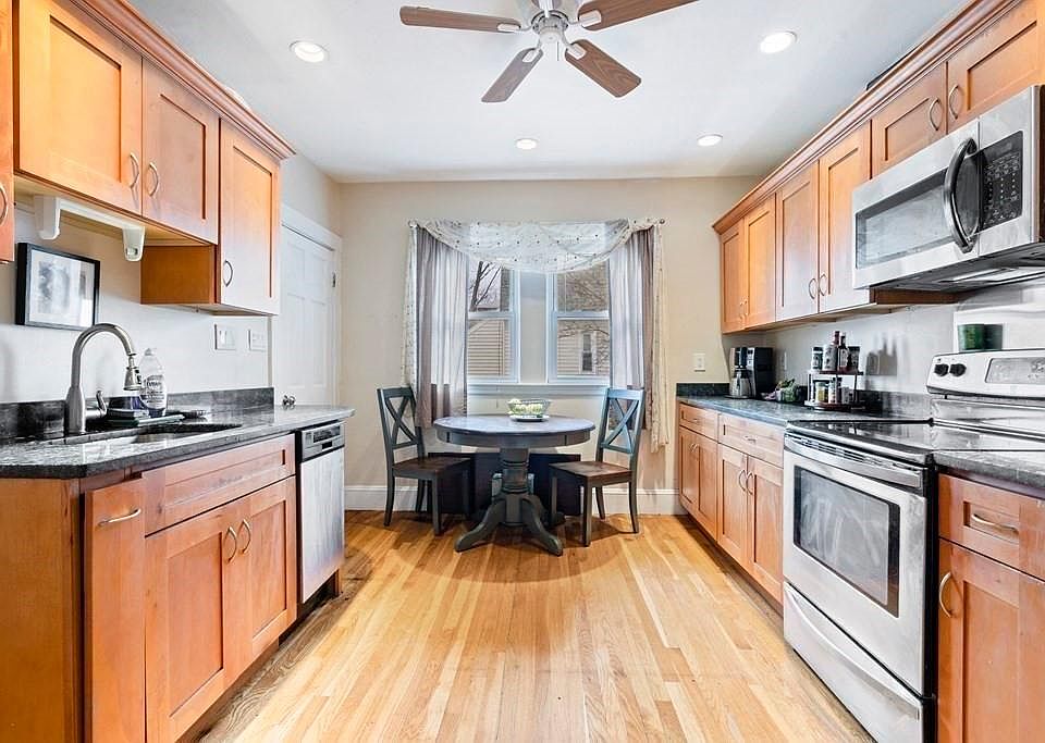 1st image of 39 McDonald St #39