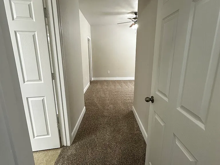 Lafayette Gardens Apartments — Photo 17